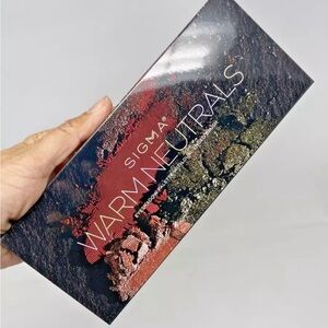 New! Sigma Warm Neutrals Eyeshadow Palette 14 Shades + Dual Ended Brush